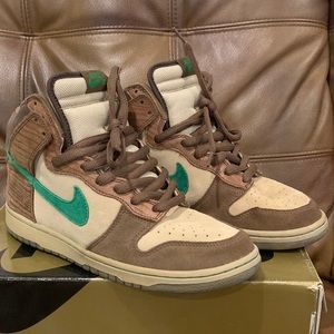 nike dunk wood deck